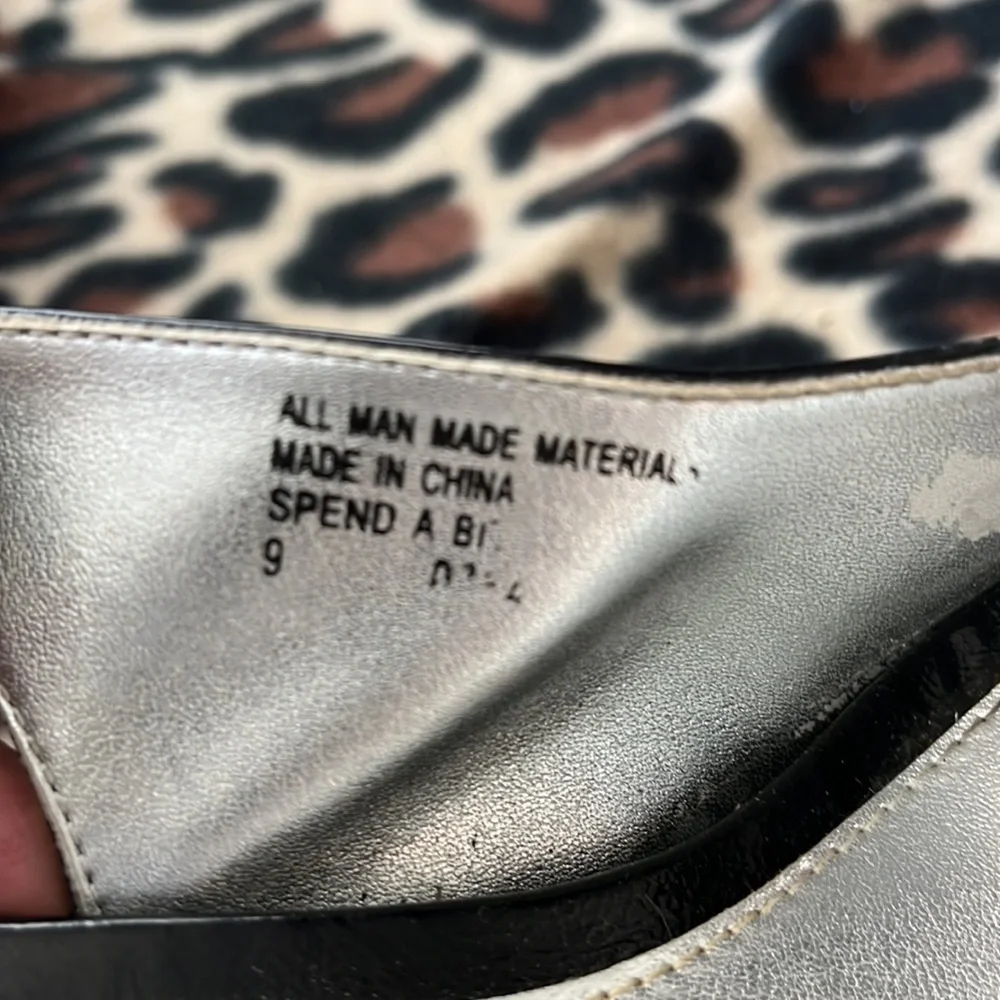 Unlisted Kenneth Cole peep toe sling back black patten leather looking shoe.  9
